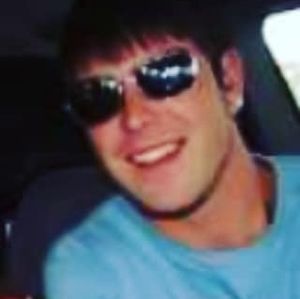 Meet your Posher, Adrienne